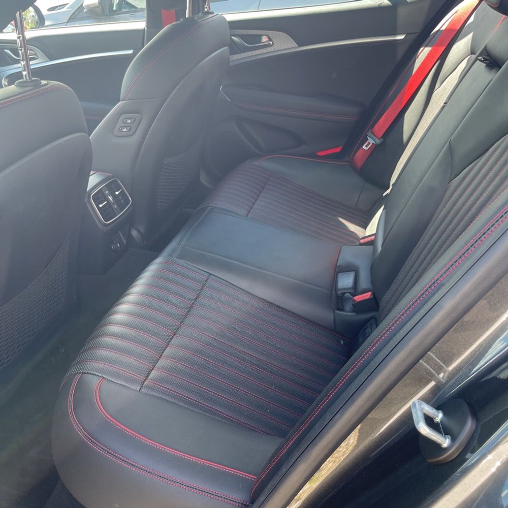 2023 Genesis G70 3.3T Standard