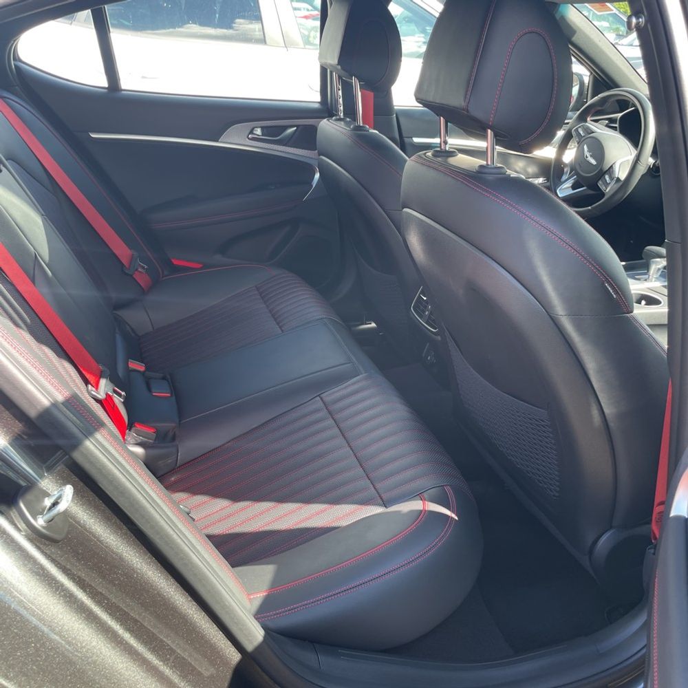 2023 Genesis G70 3.3T Standard