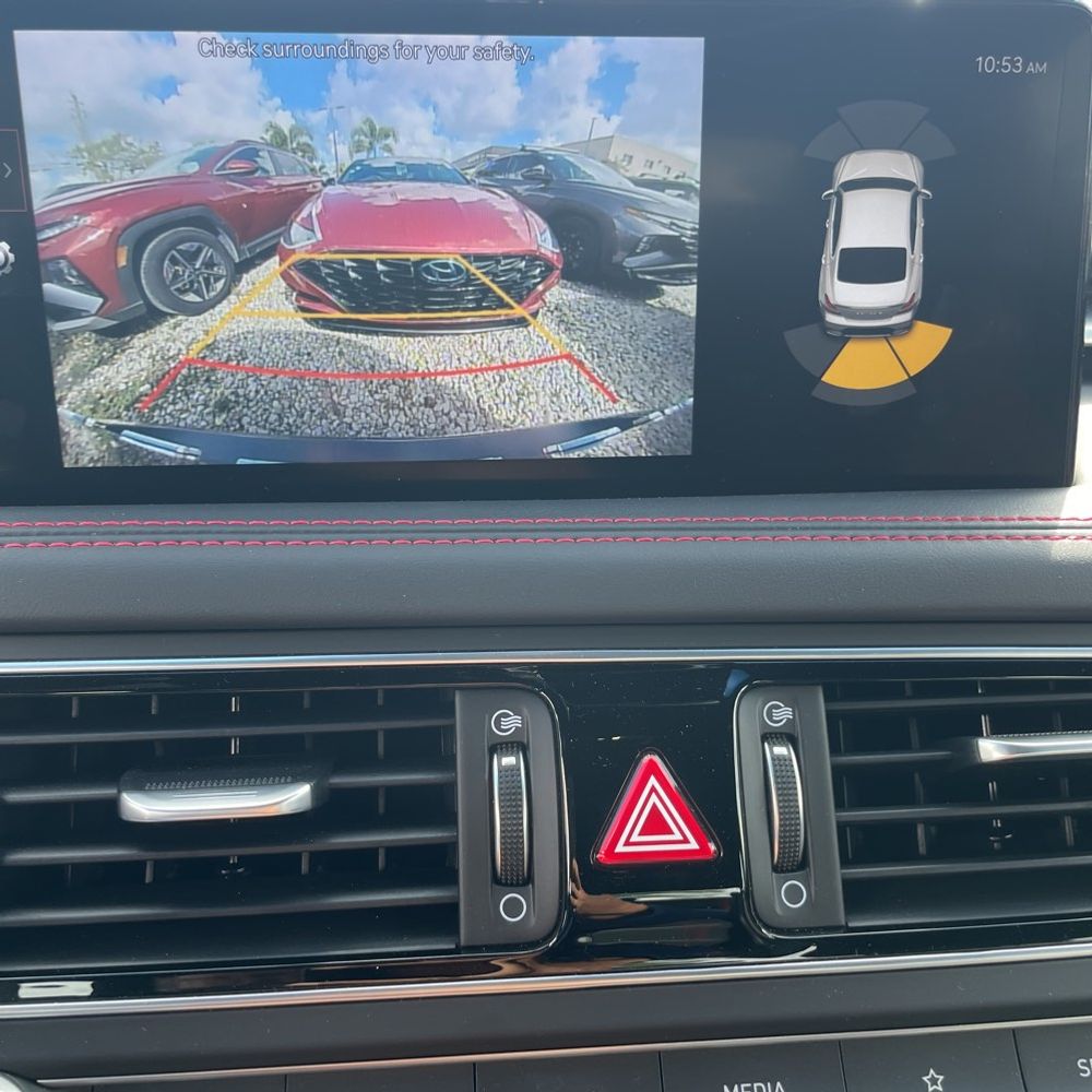 2023 Genesis G70 3.3T Standard