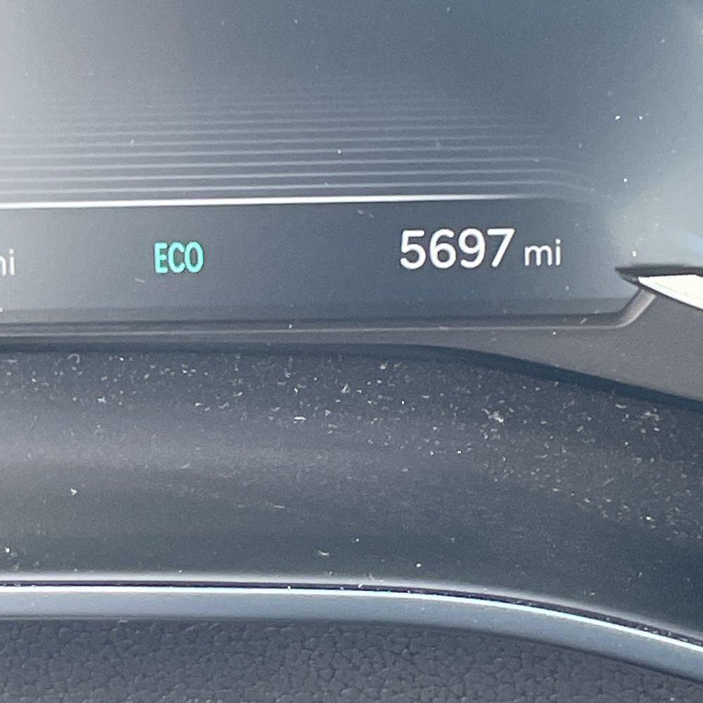 2023 Genesis G70 3.3T Standard