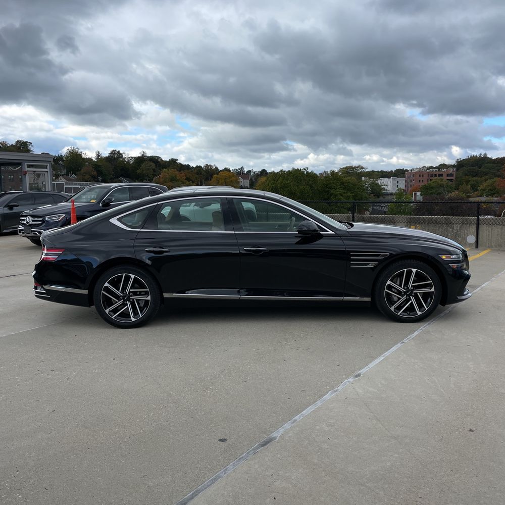 2025 Genesis G80 2.5T Advanced