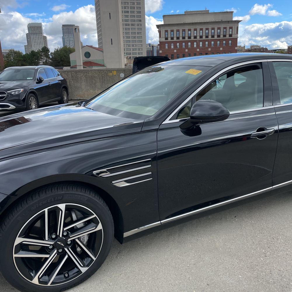 2025 Genesis G80 2.5T Advanced