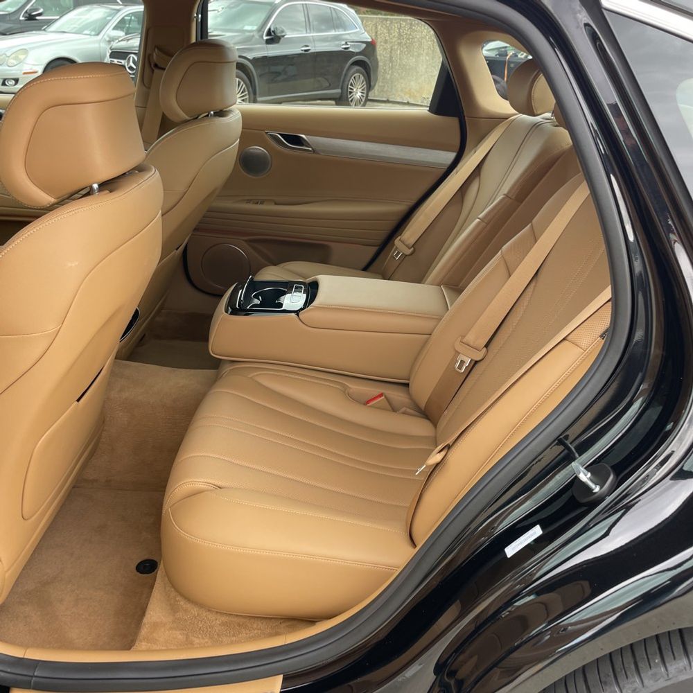 2025 Genesis G80 2.5T Advanced