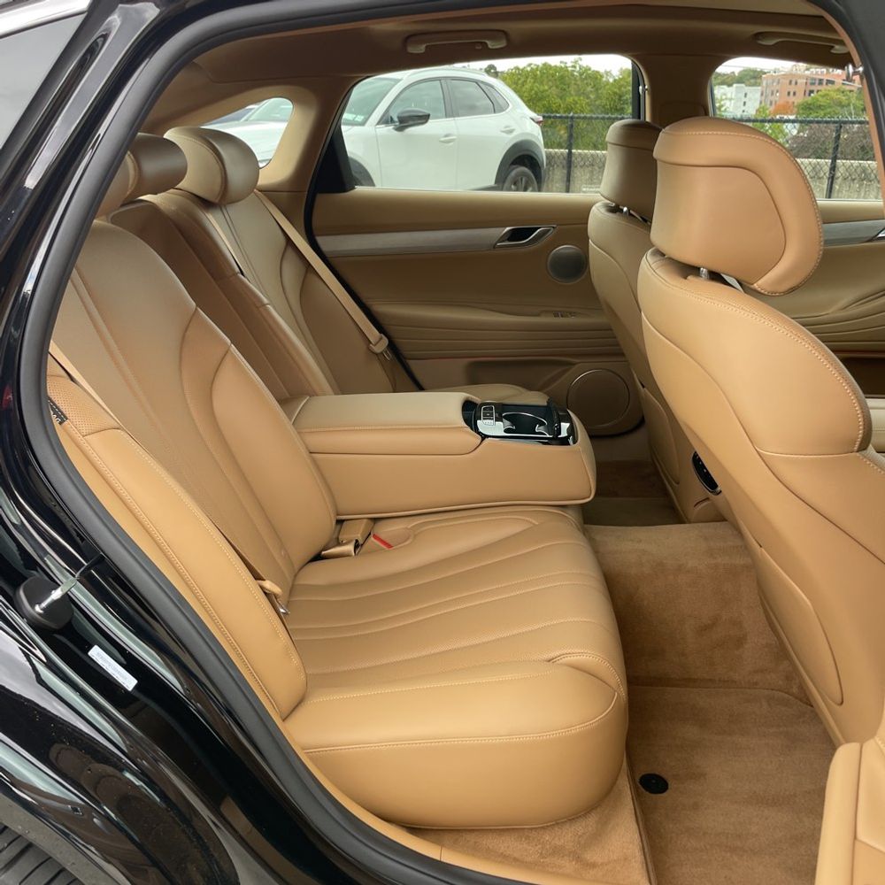 2025 Genesis G80 2.5T Advanced