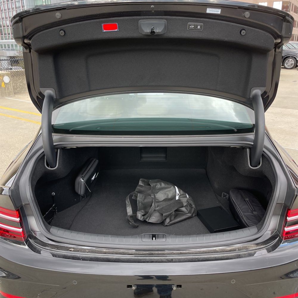 2025 Genesis G80 2.5T Advanced