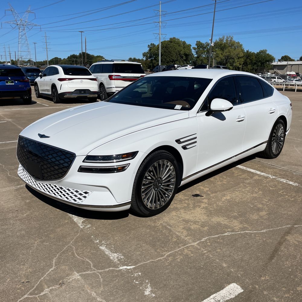 2024 Genesis Electrified G80 Advanced