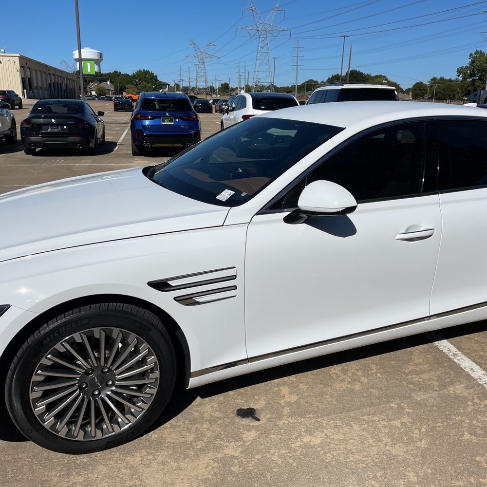 2024 Genesis Electrified G80 Advanced