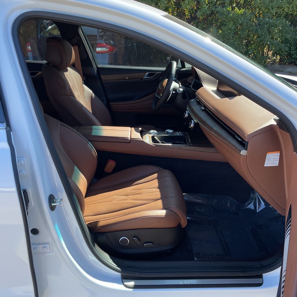2024 Genesis Electrified G80 Advanced