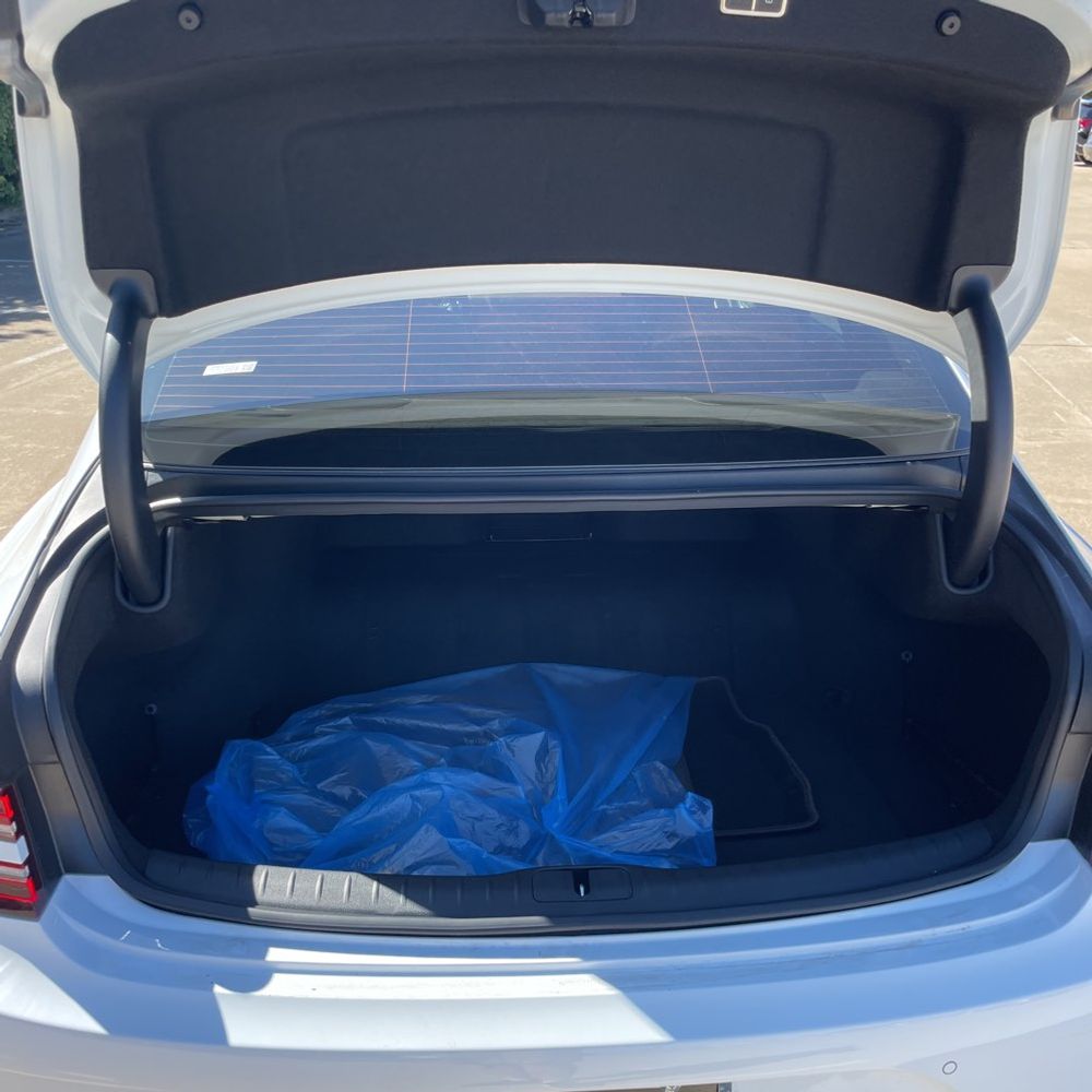 2024 Genesis Electrified G80 Advanced