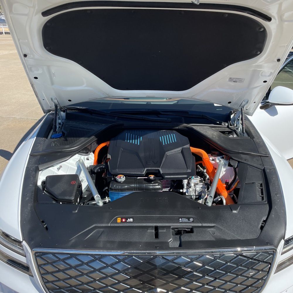 2024 Genesis Electrified G80 Advanced
