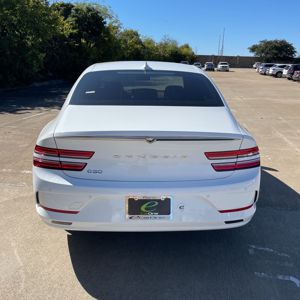 2024 Genesis Electrified G80 Advanced