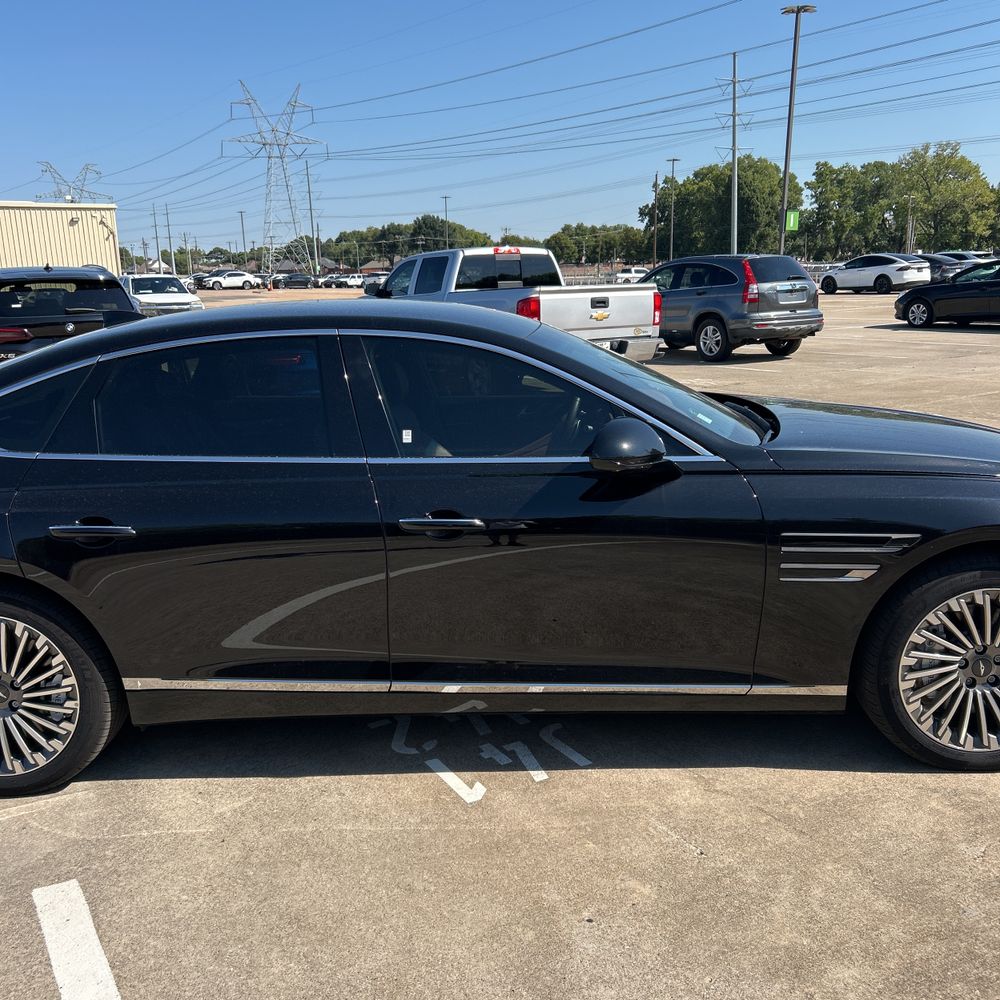 2024 Genesis Electrified G80 Advanced