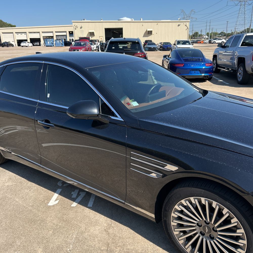 2024 Genesis Electrified G80 Advanced