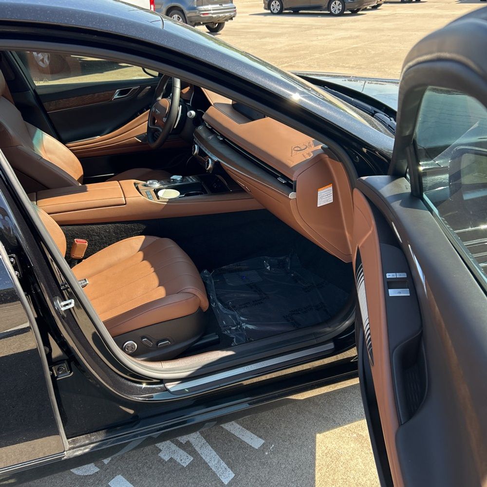2024 Genesis Electrified G80 Advanced