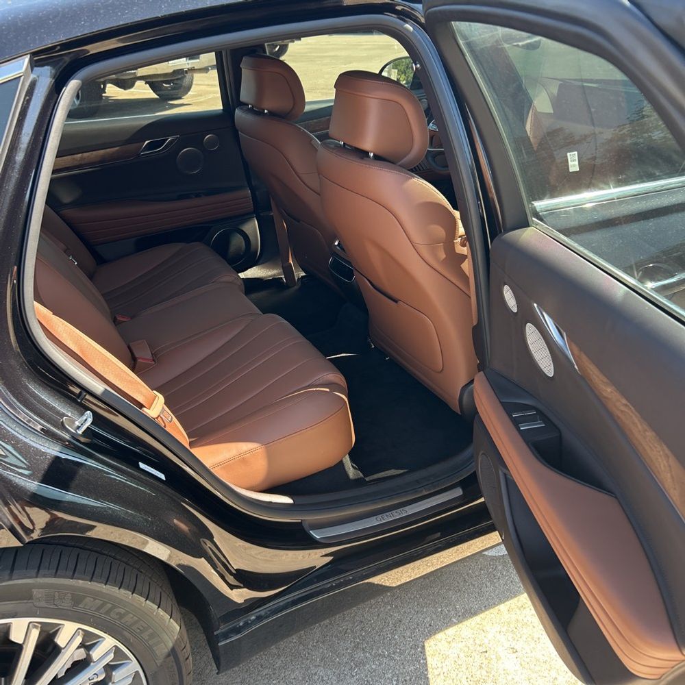 2024 Genesis Electrified G80 Advanced