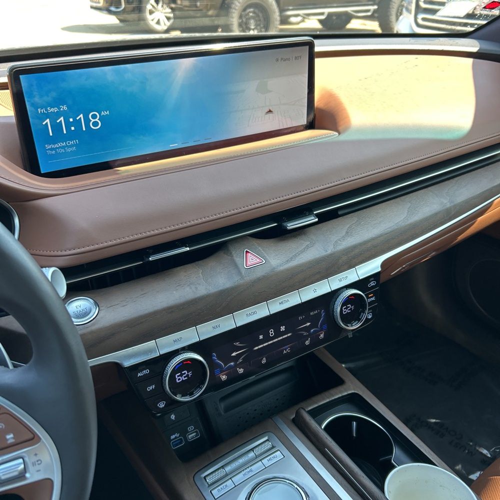 2024 Genesis Electrified G80 Advanced