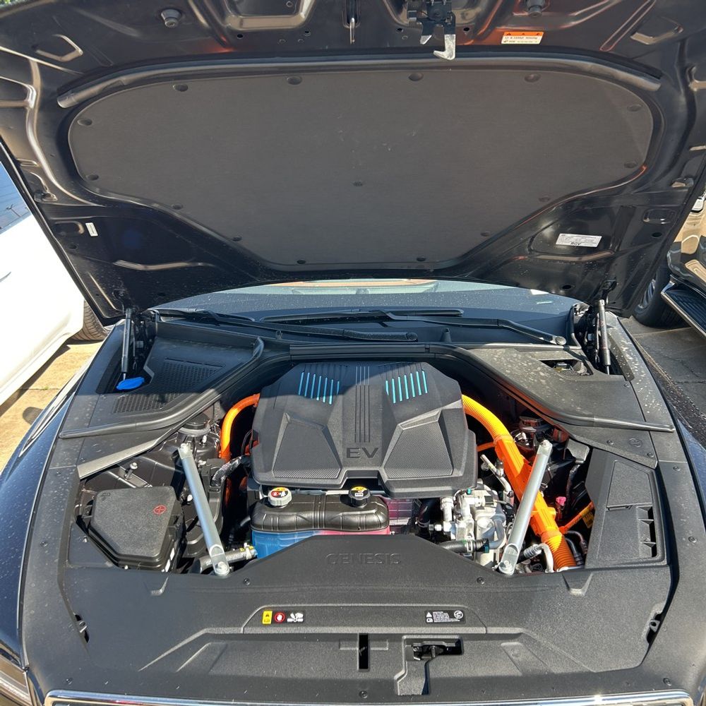 2024 Genesis Electrified G80 Advanced