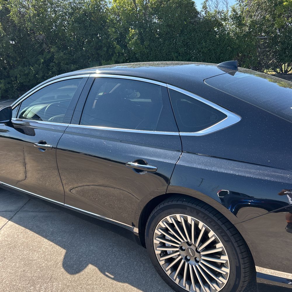 2024 Genesis Electrified G80 Advanced