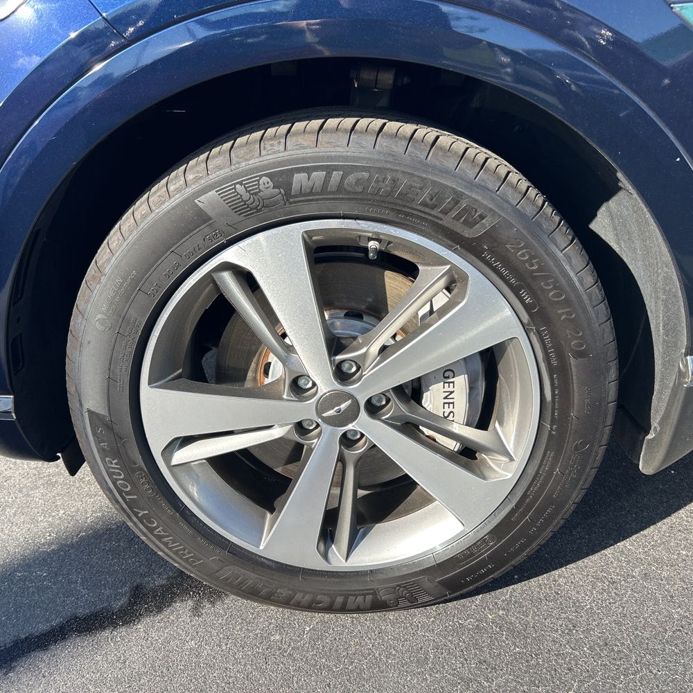 2023 Genesis GV80 2.5T