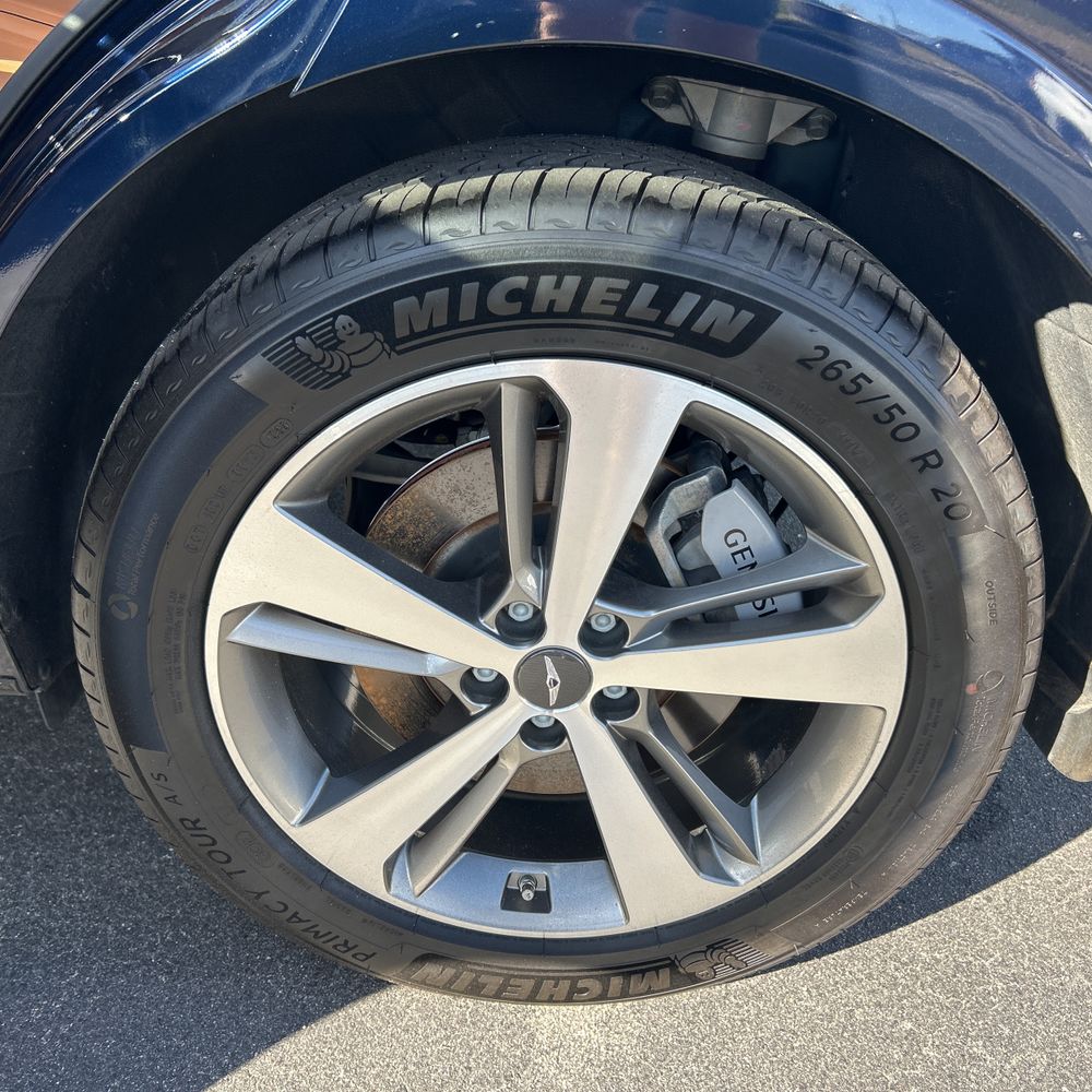 2023 Genesis GV80 2.5T