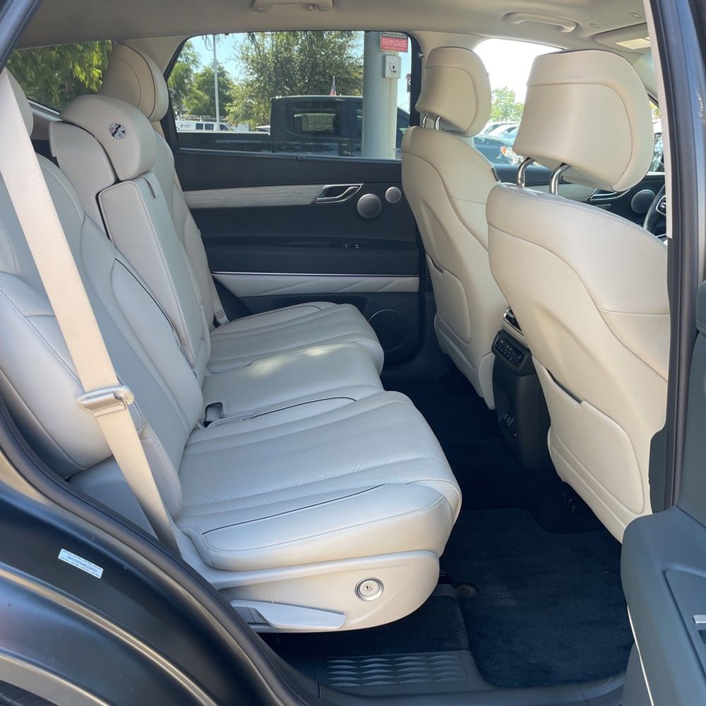 2025 Genesis GV80 2.5T Prestige
