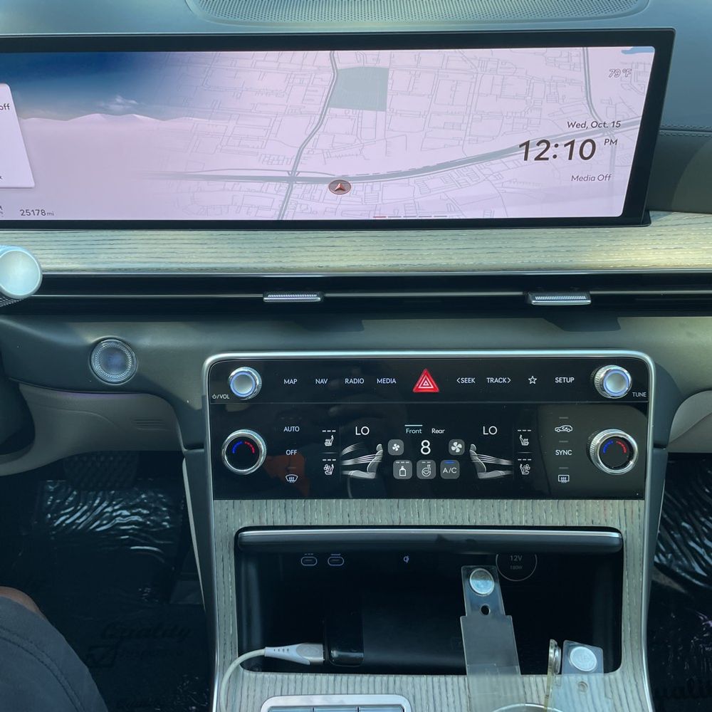 2025 Genesis GV80 2.5T Prestige