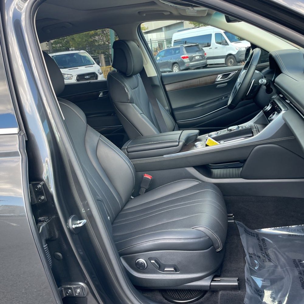 2024 Genesis GV80 3.5T