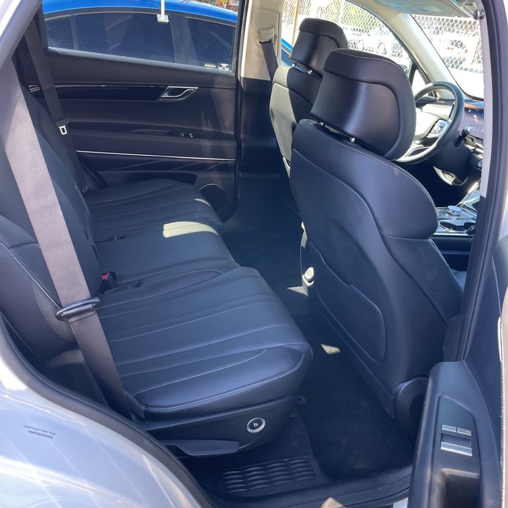 2025 Genesis GV80 2.5T Standard