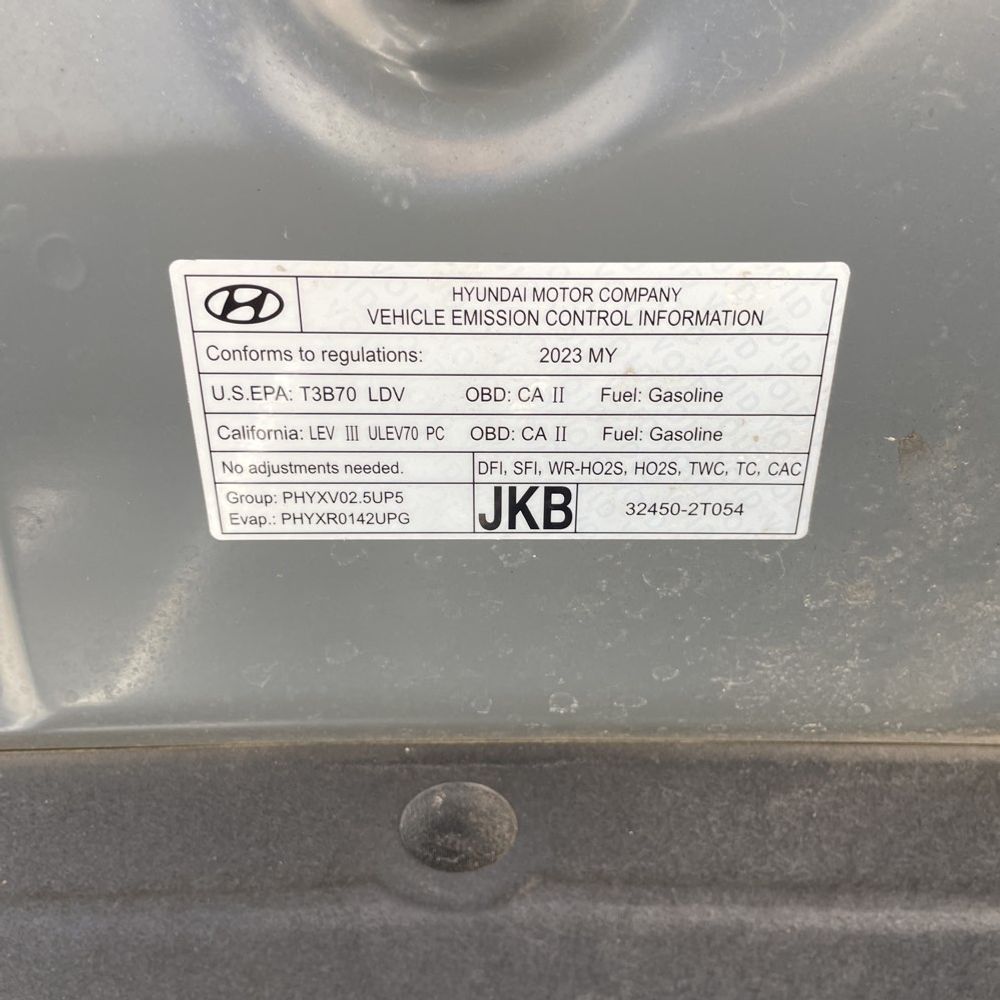 2023 Genesis GV70 2.5T Standard