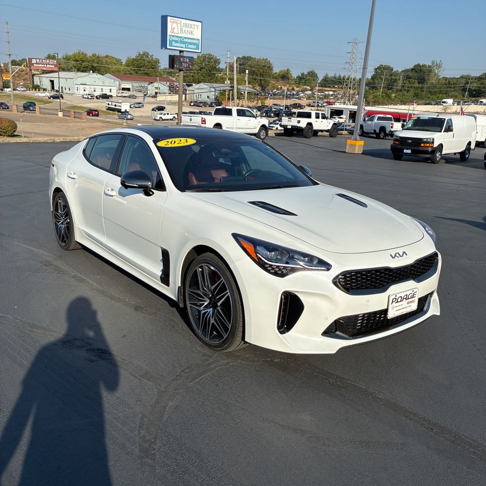2023 Kia Stinger GT2