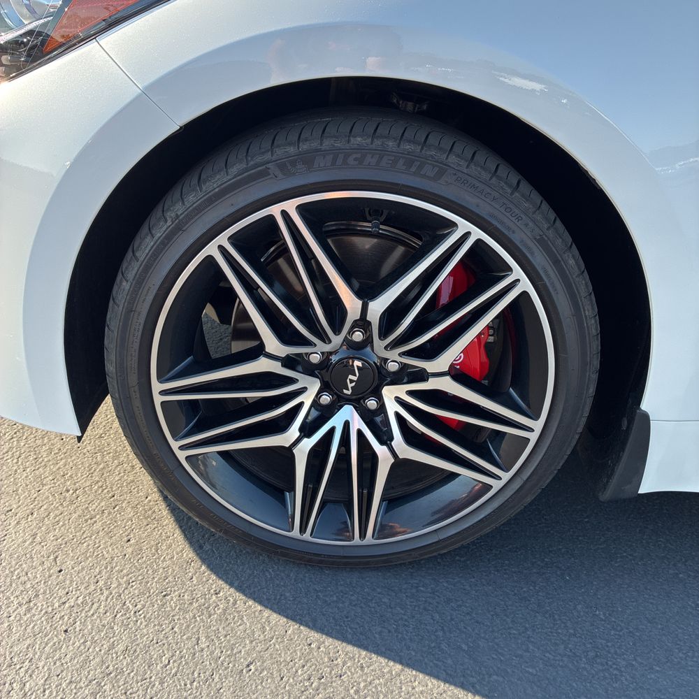 2023 Kia Stinger GT2