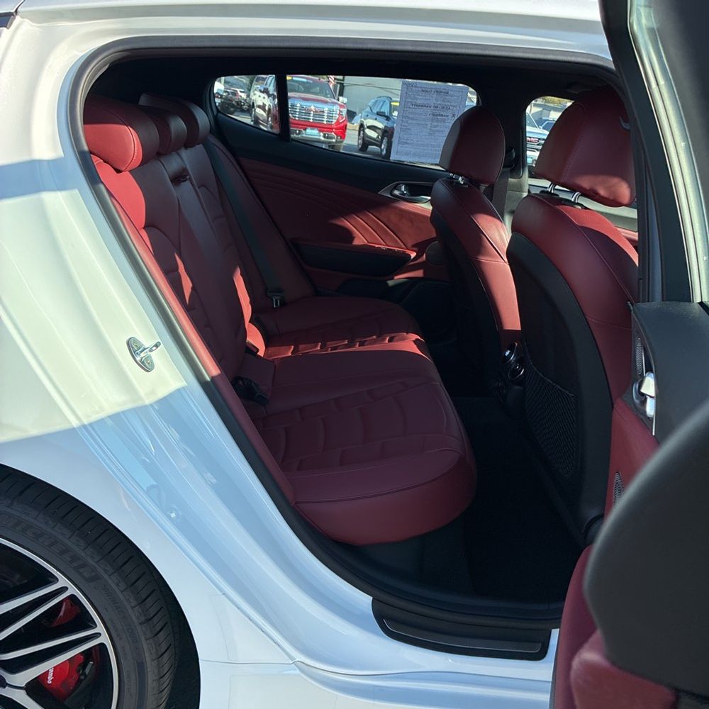 2023 Kia Stinger GT2