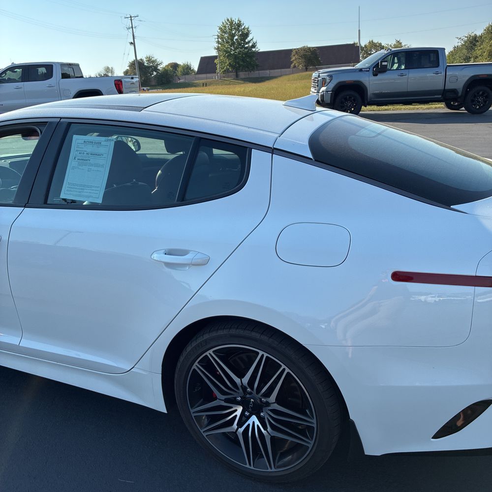 2023 Kia Stinger GT2