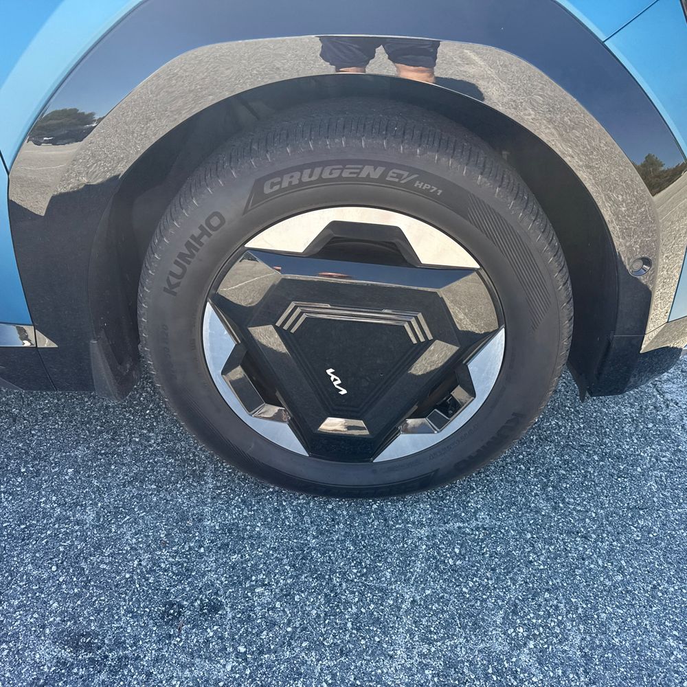 2024 Kia EV9 Land