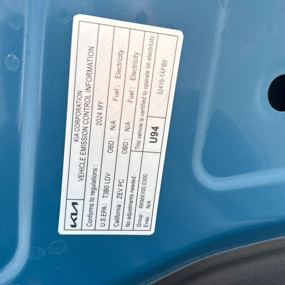 2024 Kia EV9 Land
