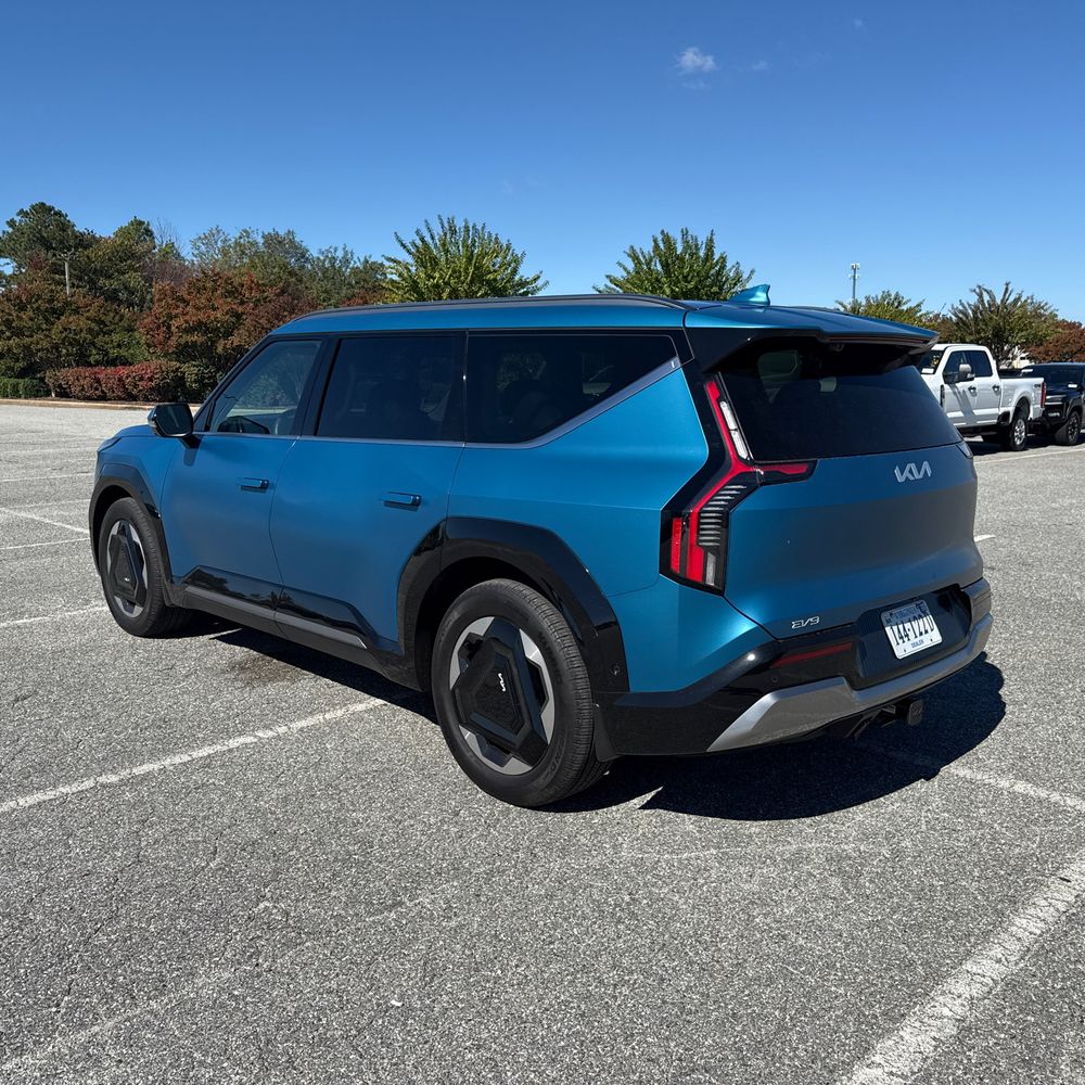 2024 Kia EV9 Land