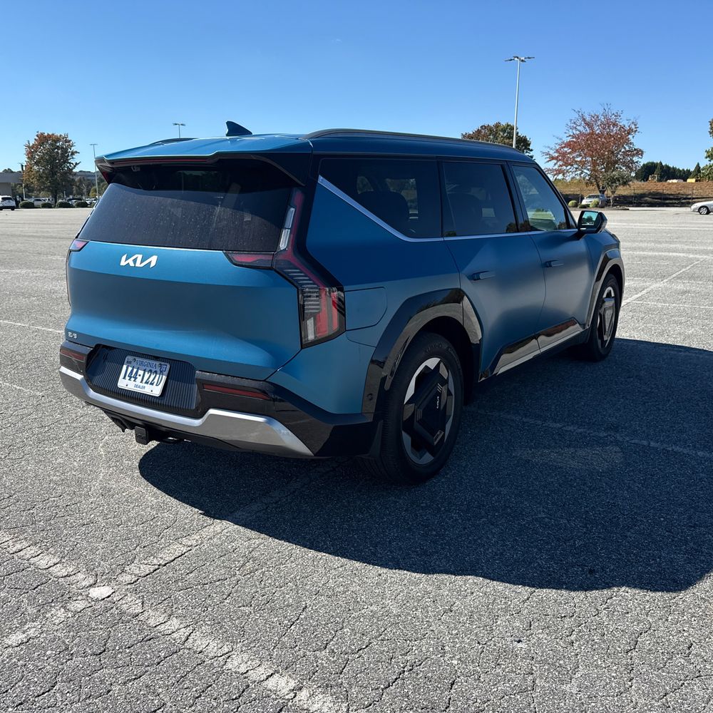 2024 Kia EV9 Land