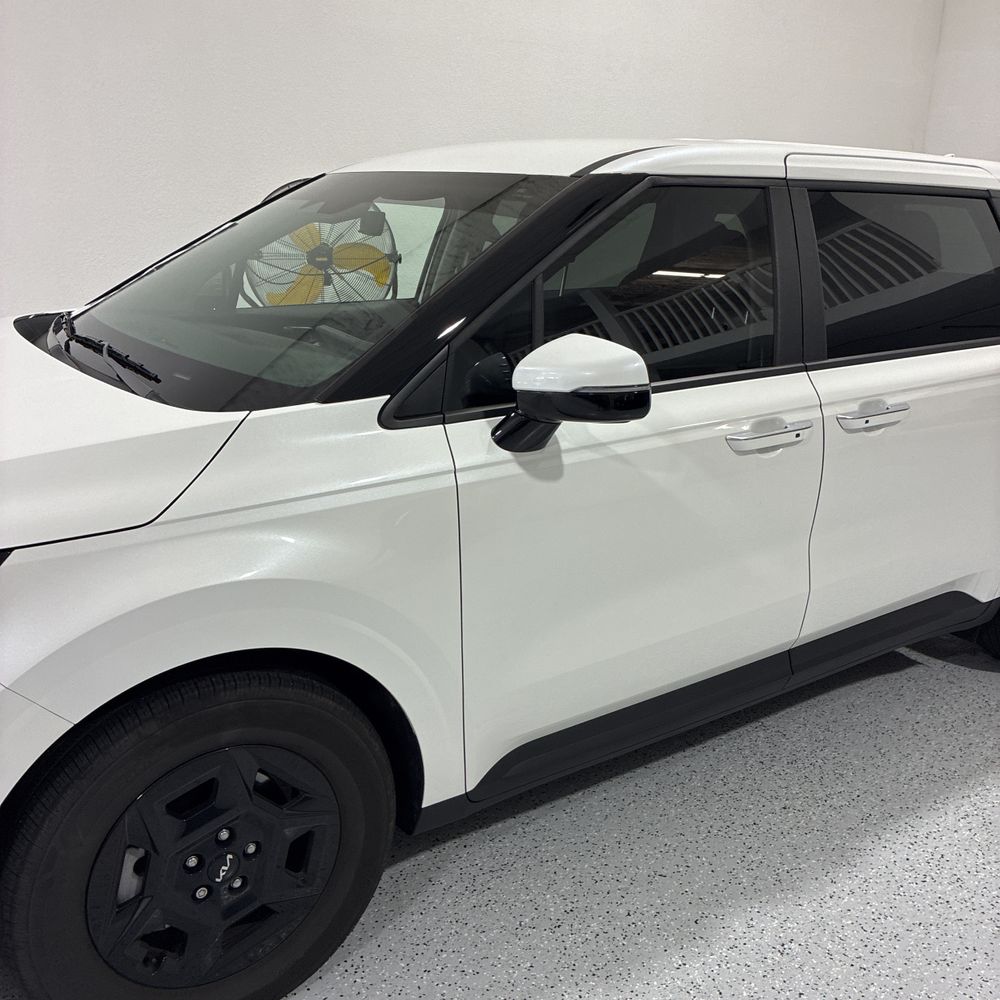2025 Kia Carnival LXS