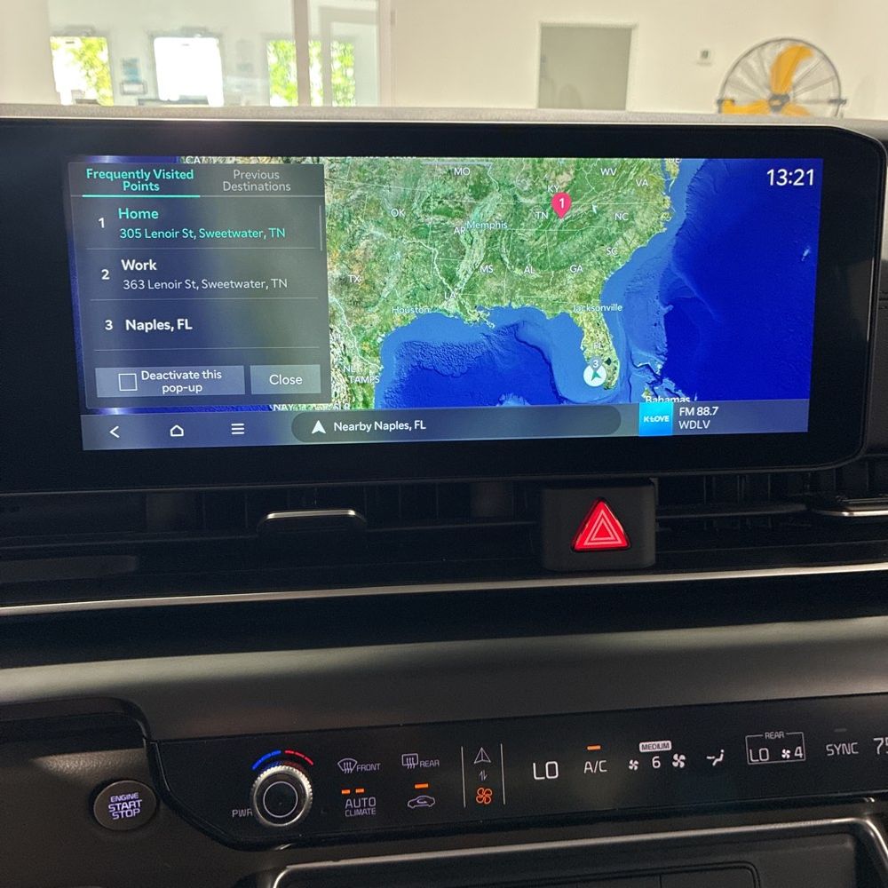 2025 Kia Carnival LXS