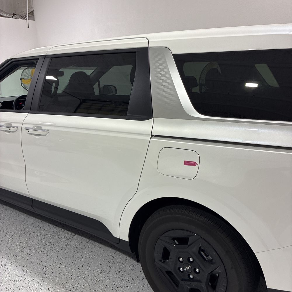 2025 Kia Carnival LXS