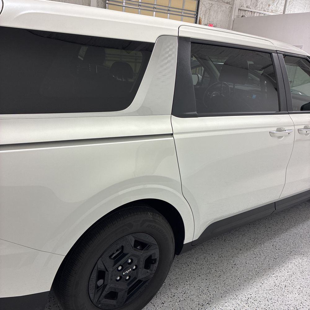 2025 Kia Carnival LXS
