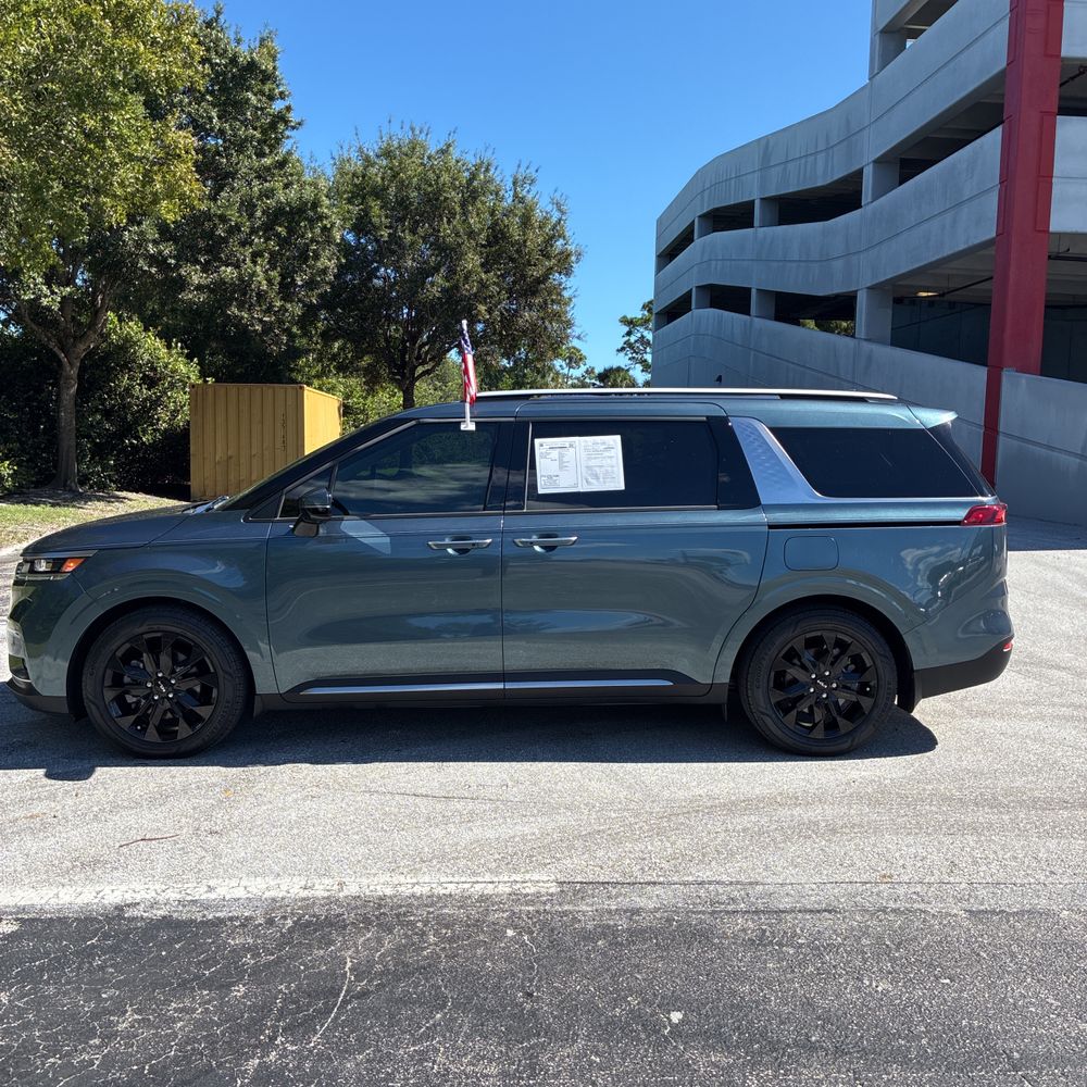 2024 Kia Carnival SX Prestige
