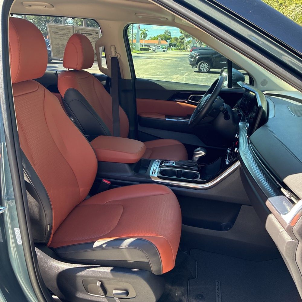 2024 Kia Carnival SX Prestige