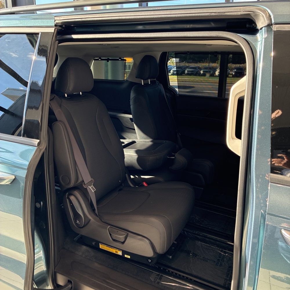 2025 Kia Carnival SX Prestige