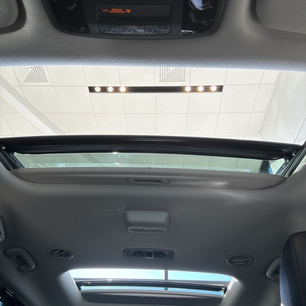 2025 Kia Carnival SX Prestige