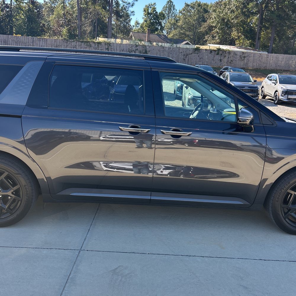 2025 Kia Carnival SX