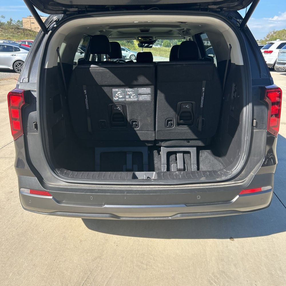 2025 Kia Carnival SX