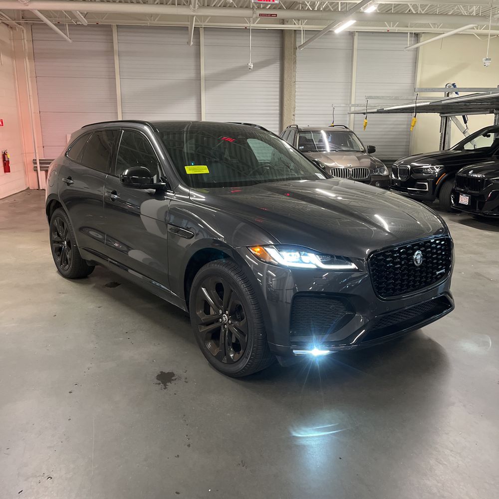 2025 Jaguar F-Pace P250 R-Dynamic S