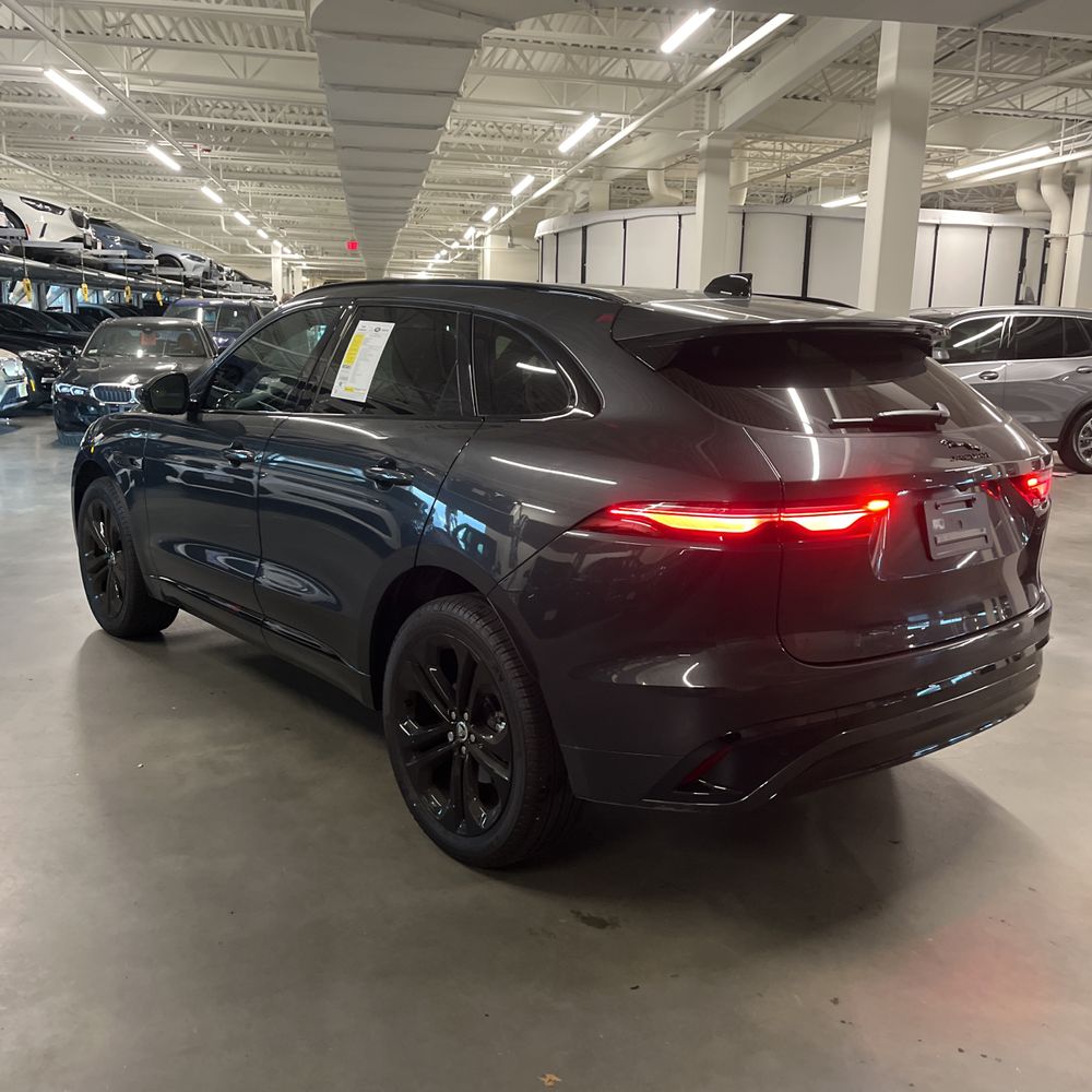 2025 Jaguar F-Pace P250 R-Dynamic S