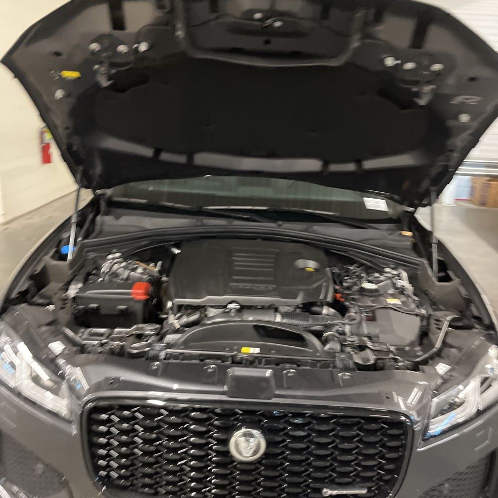 2025 Jaguar F-Pace P250 R-Dynamic S